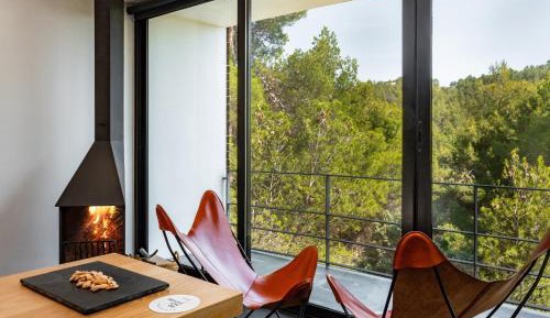 Cube Room with View