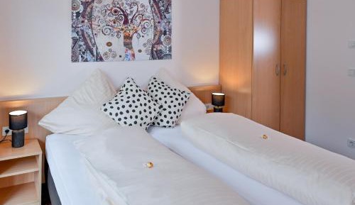 Deluxe Double Room with Bath