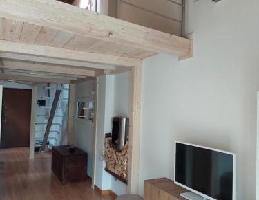 One-Bedroom Apartment with Balcony and Mountain View  