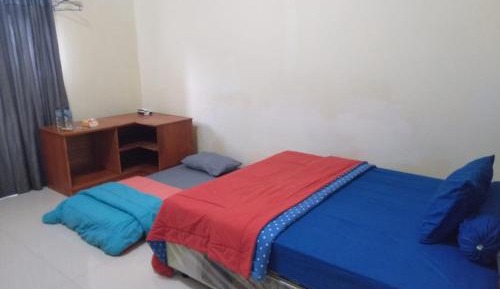 Deluxe Double Room (2 Adults + 1 Child)