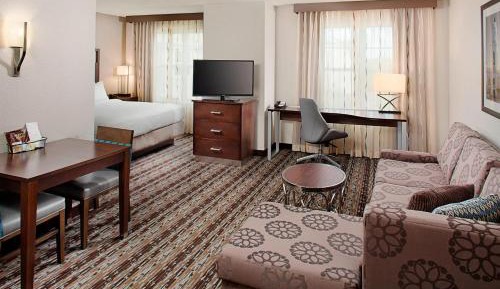 King Studio with Sofa Bed - Non-Smoking