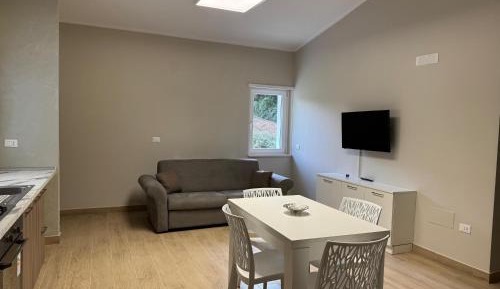 One-Bedroom Apartment with Balcony