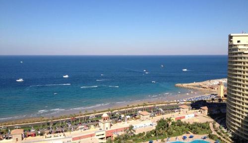 Three-Bedroom Premium Apartment with Resort View