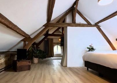 Suite with Garden View