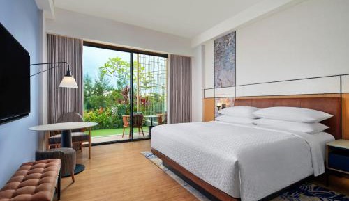Deluxe King, Garden View, Balcony