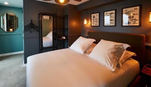 Double or Twin Room with Sea View