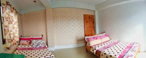 Quadruple Room with Terrace