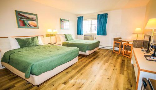 Queen Room with Two Queen Beds