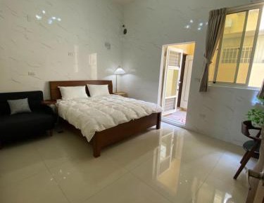 Queen Room with Balcony