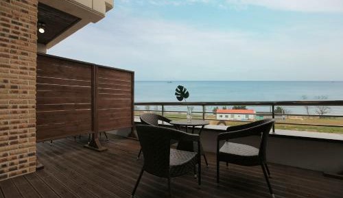 Double Room with Sea View 4