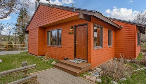 Two-Bedroom Holiday Home