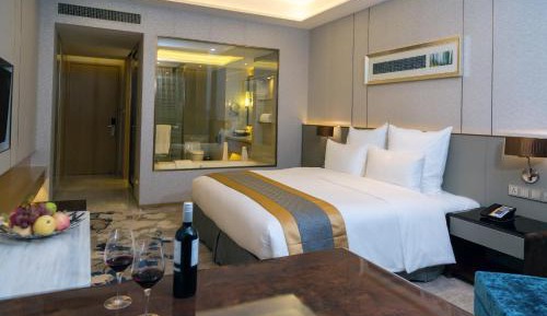 Executive Queen Room