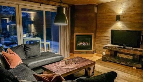 Five-Bedroom Holiday Home