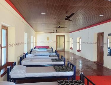 Bed in 10-Bed Mixed Dormitory Room