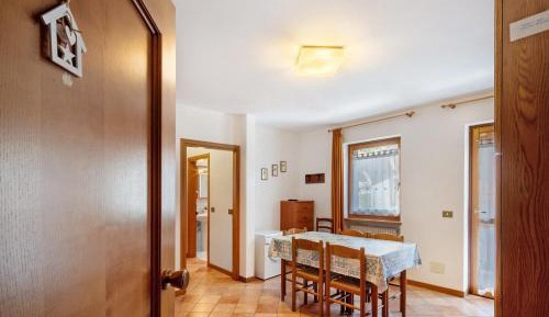 Superior One-Bedroom Apartment