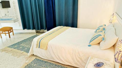 King Room with Pool View