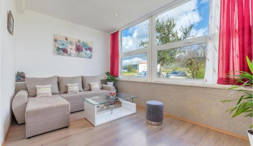 Three-Bedroom Vacation Home 