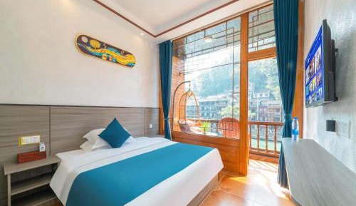 iver View Deluxe King Room