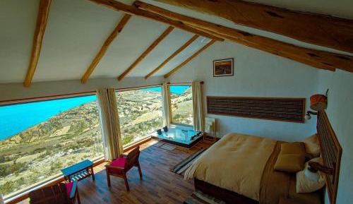Deluxe Suite with Spa Bath