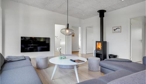 Five-Bedroom Holiday Home