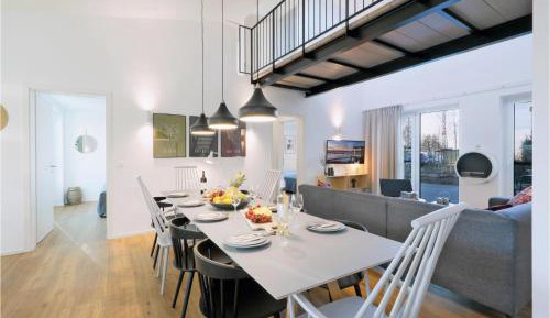 Five-Bedroom Holiday Home