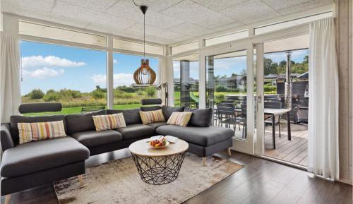 Three-Bedroom Holiday Home 