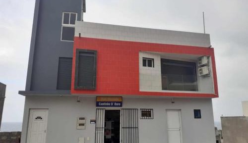 One-Bedroom Apartment with Sea View and Balcony