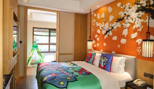 One-Bedroom Family Suite Villa