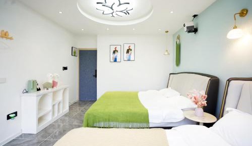 Quadruple Room with Bathroom