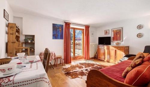 Superior One-Bedroom Apartment