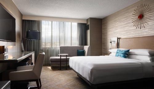 Concierge Level Guest Room with King Bed or Two Double Beds