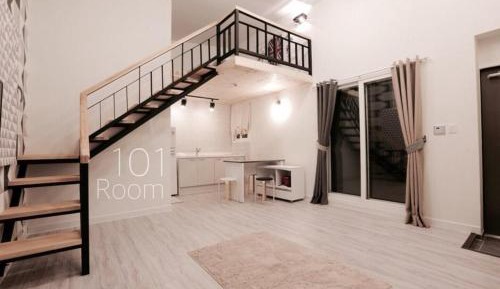 Double Room 2