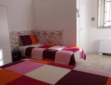 Triple Room with Private Bathroom