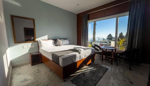 King Room with Balcony