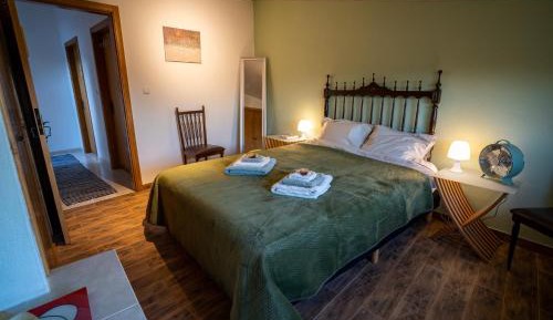 Double Room with Mountain View