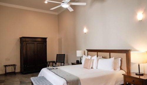 Superior Room, 1 Queen