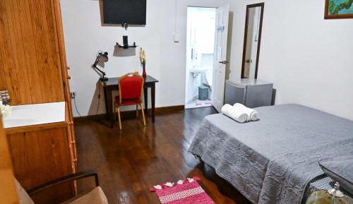 Double Room with Private Bathroom