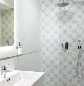 Apartment with Garden View