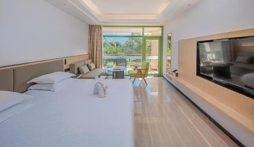 Double or Twin Room with Garden View