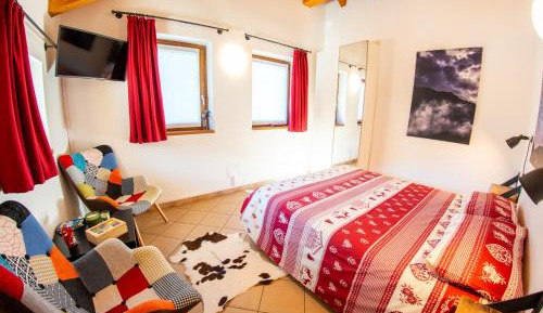 Double Room with Private Bathroom