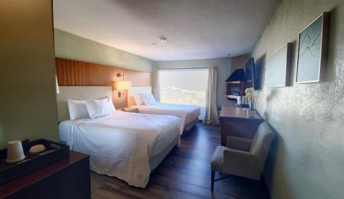 Standard Queen Room with Two Queen Beds