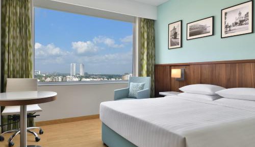 Executive Queen Room