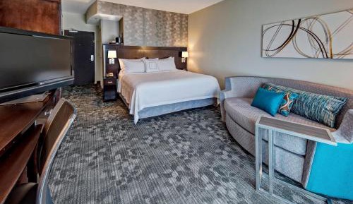 King Room with Sofa Bed