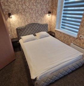 Deluxe Double Room with Shower