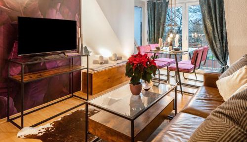 Superior One-Bedroom Apartment