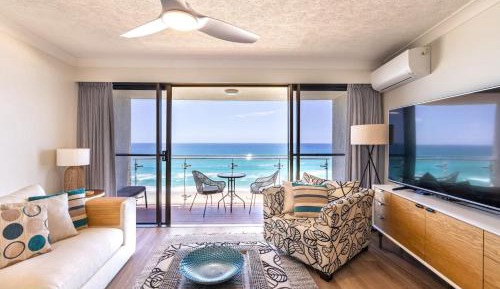 Two-Bedroom Deluxe Apartment with Ocean View