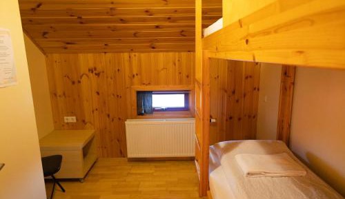 Standard Twin Room with Shared Bathroom