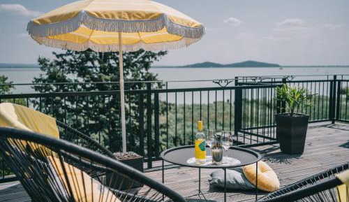 Double Room with Lake View