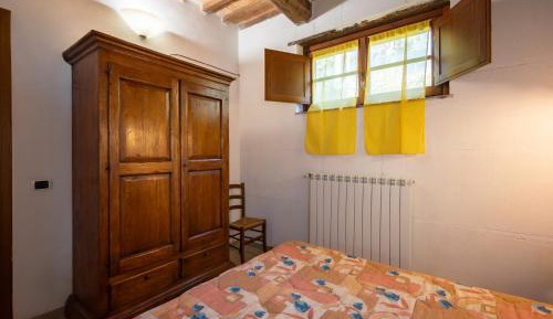 One-Bedroom Apartment with Garden