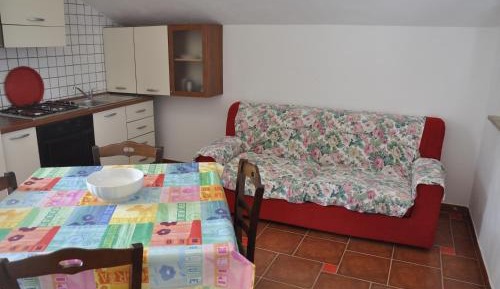 Apartment with Garden View